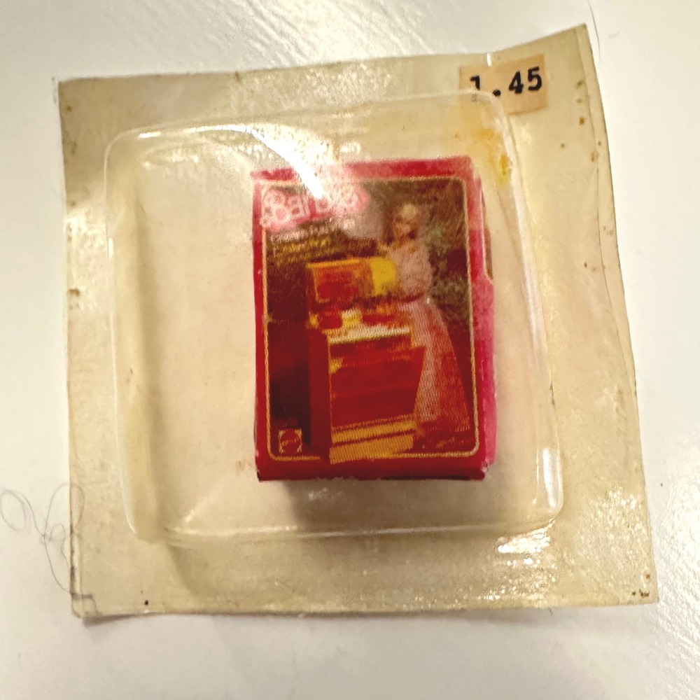 Vintage Barbie Miniature Range 1 12 Scale Dollhouse Accessory New In Package
